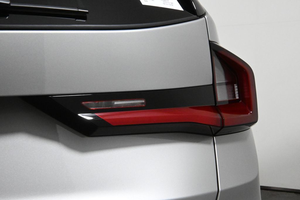 Thumbnail: 2025 BMW X1 - 13