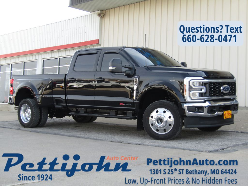 Black Metallic 2026 Ford F-450 Super Duty XLT Crew Cab LB DRW 4WD Pickup Truck Four-Wheel Drive Automatic
