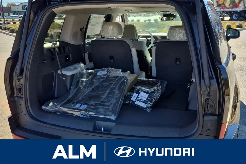 New 2026 Black Hyundai Limited image 8
