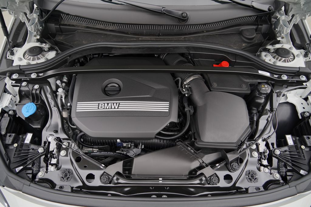 Thumbnail: 2026 BMW 2 Series - 21