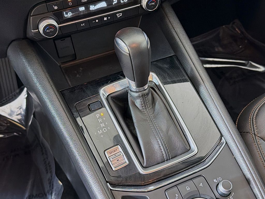 Used 2023 White Mazda 2.5 S Preferred Package image 40