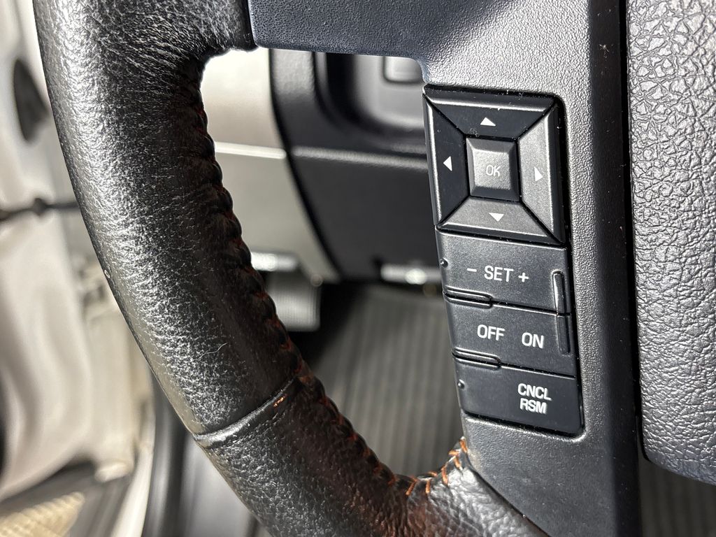 Used 2016 White Ford King Ranch image 17