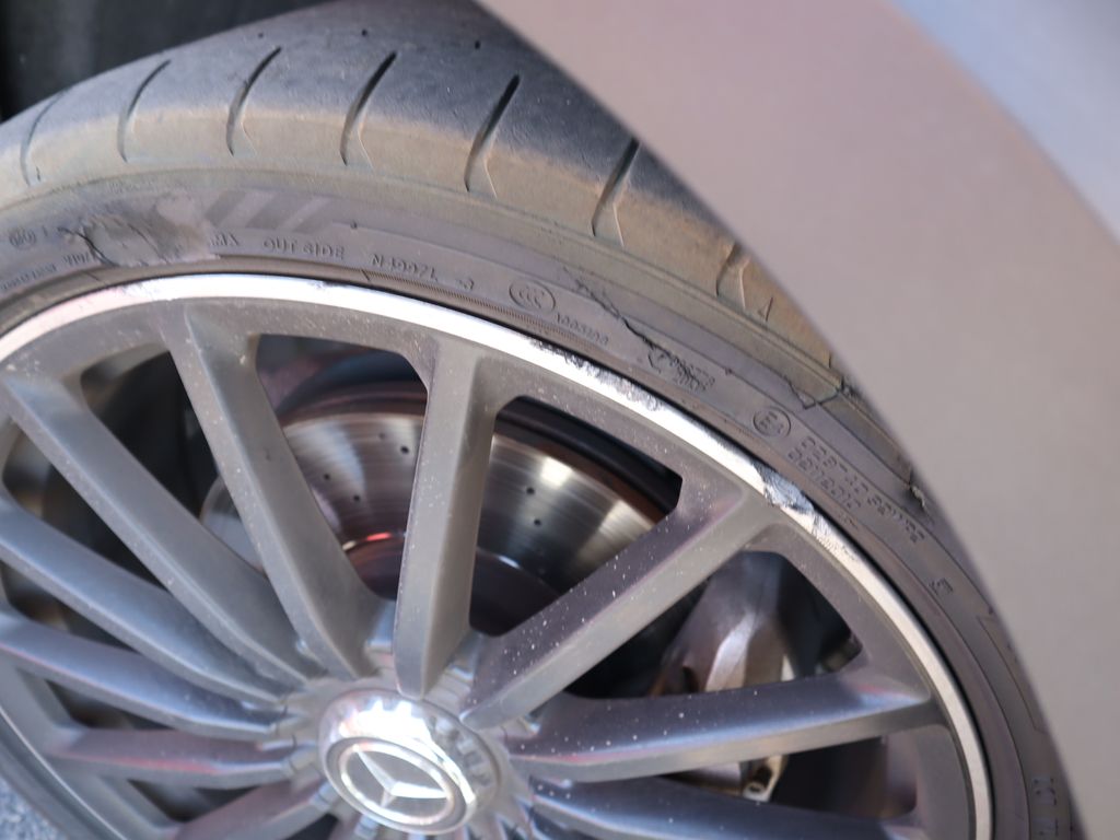 Thumbnail: 2021 Mercedes-Benz GLB - 22