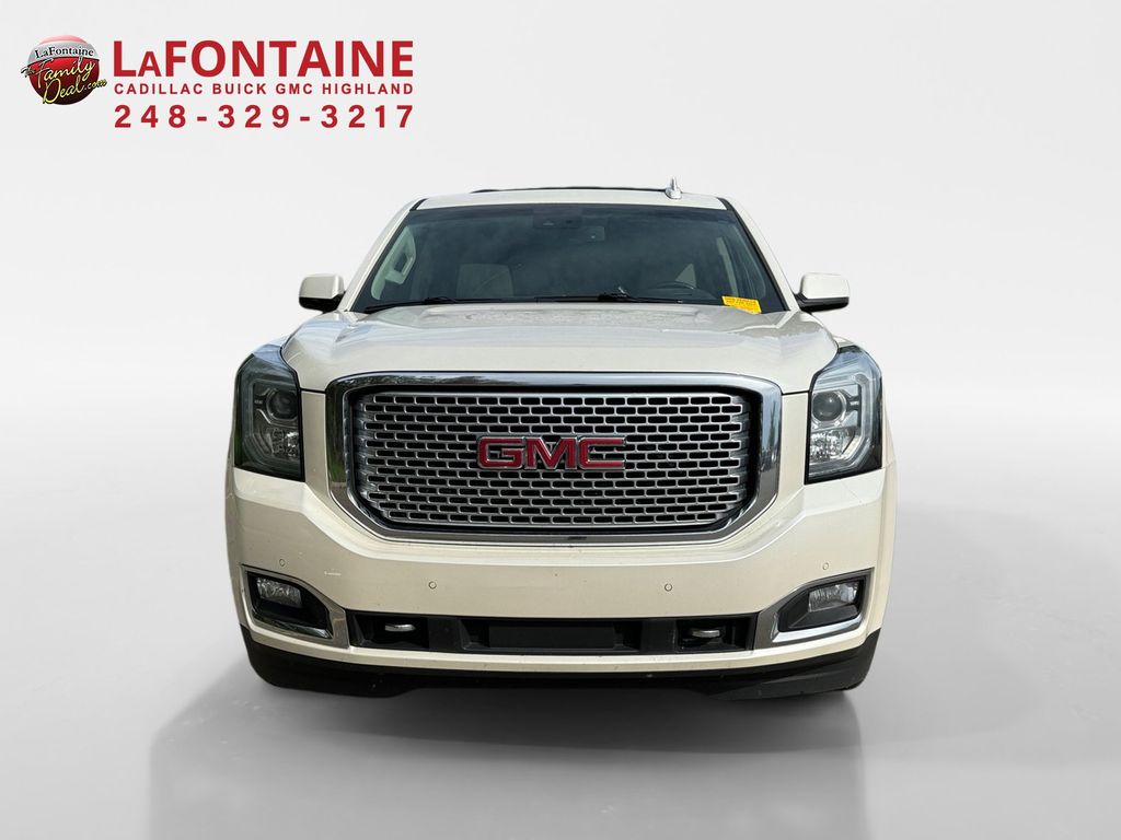 2015 GMC Yukon XL Denali 2