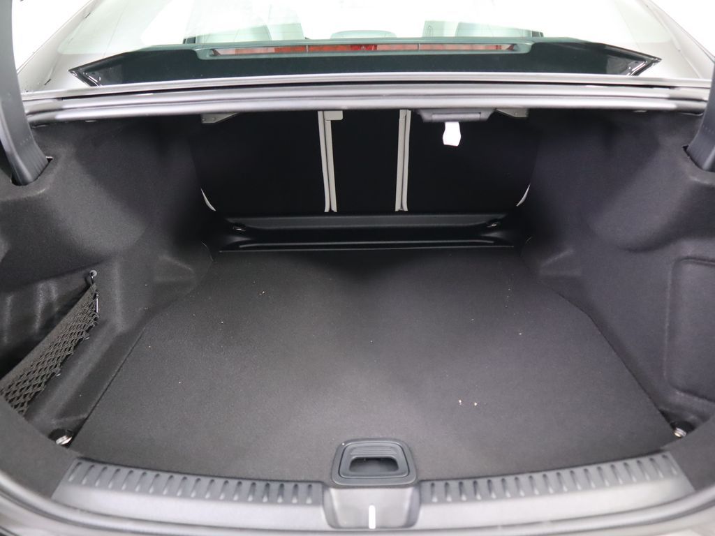 Thumbnail: 2026 Mercedes-Benz E-Class - 30