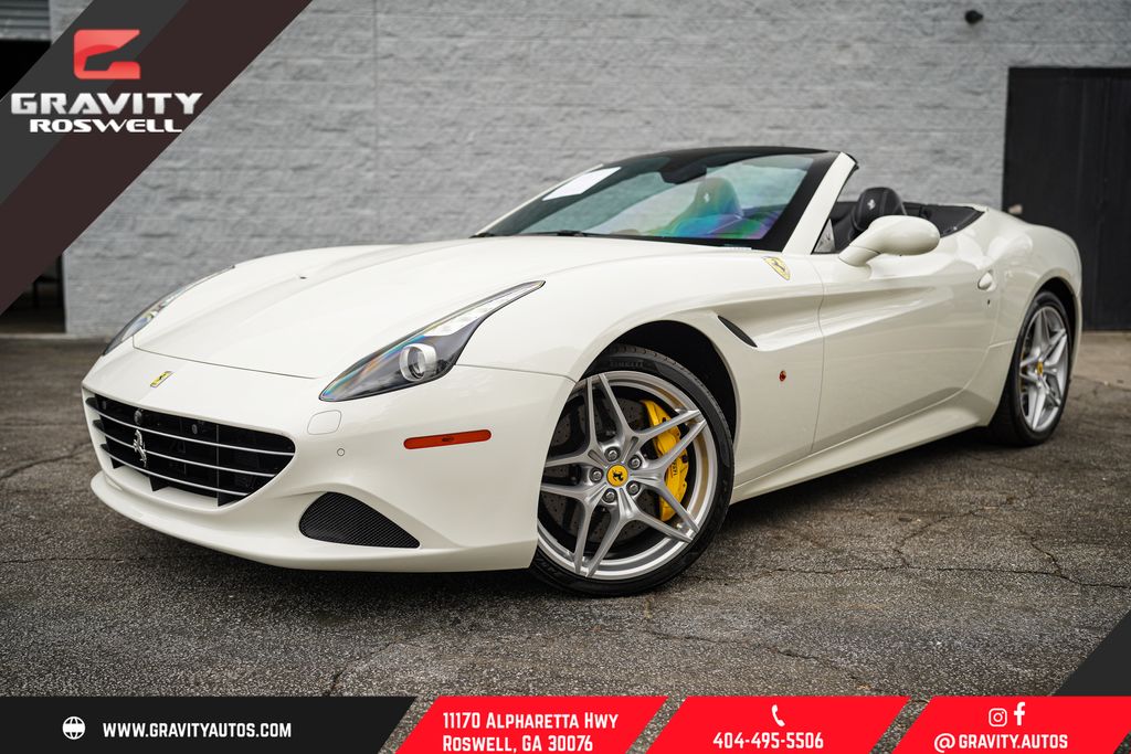 Silver 2016 Ferrari California T Roadster Convertible Rear-Wheel Drive 7-Speed Manual