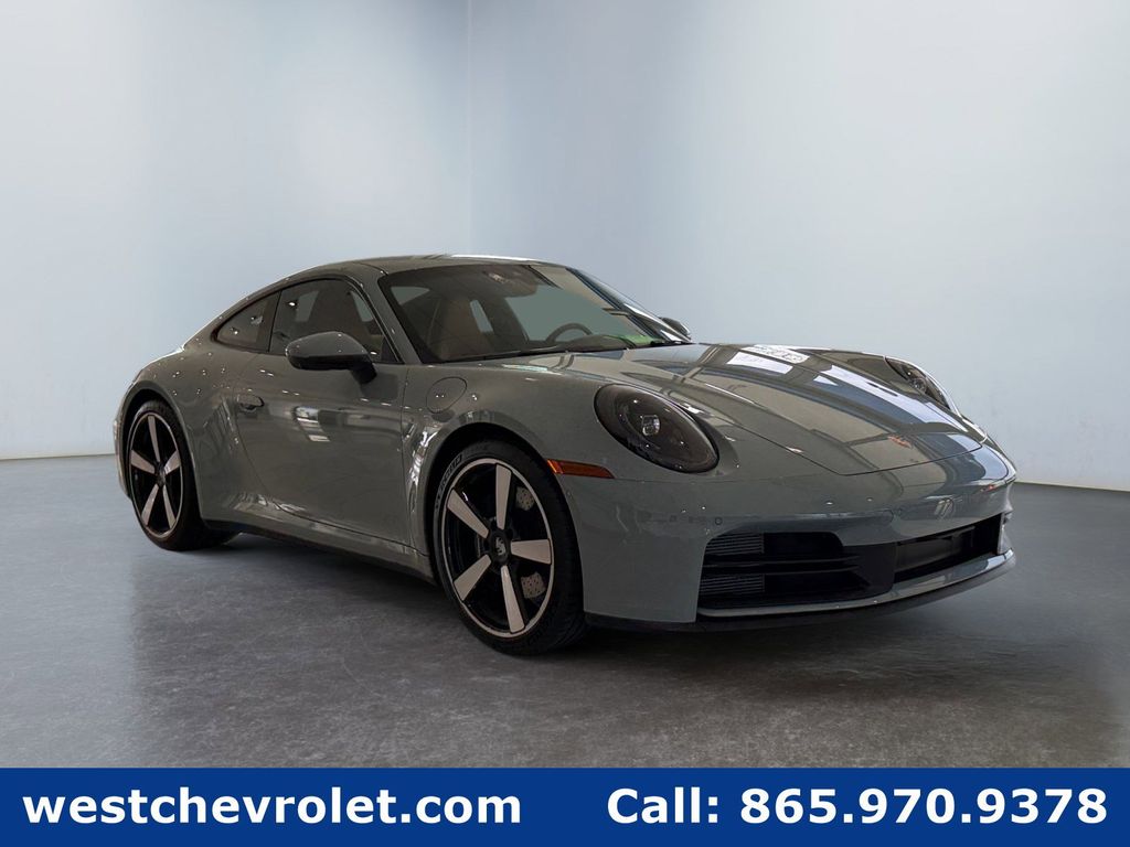 2025 Porsche 911 Carrera Coupe RWD