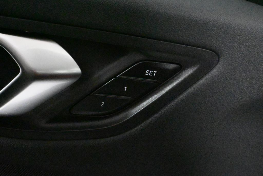 Thumbnail: 2025 BMW 2 Series - 30