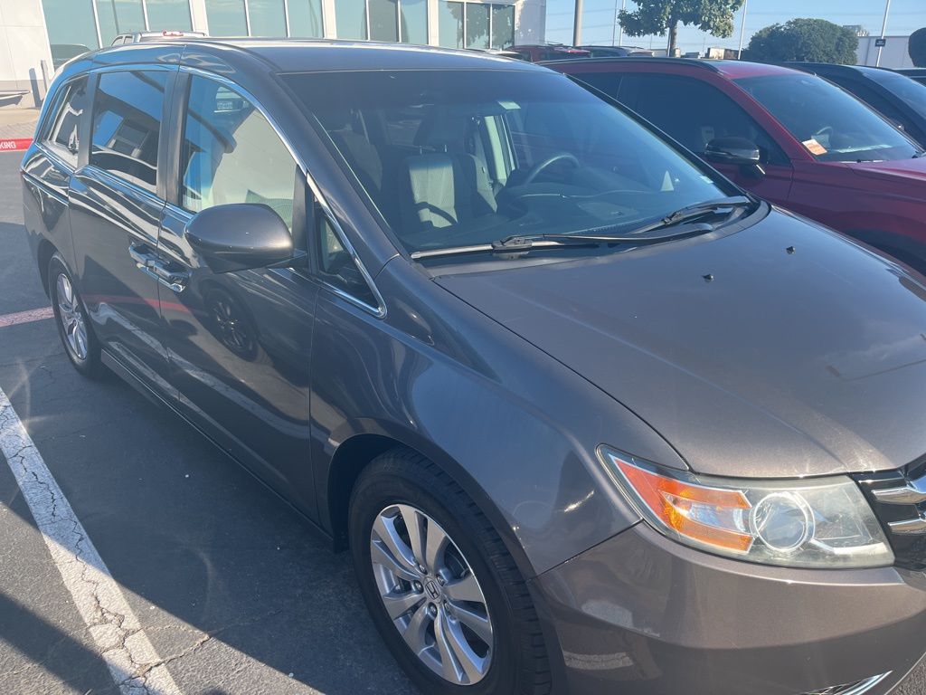 2014 Honda Odyssey EX photo 3