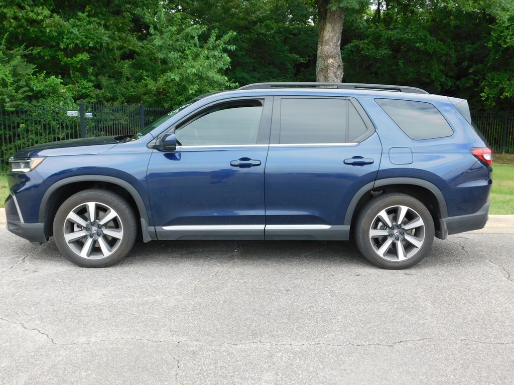 Thumbnail: 2023 Honda Pilot - 2