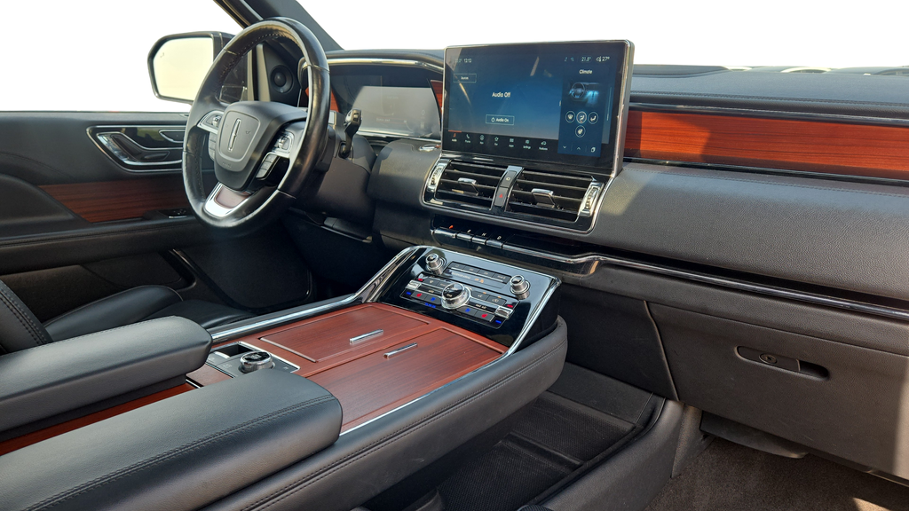 2024 Lincoln Navigator L