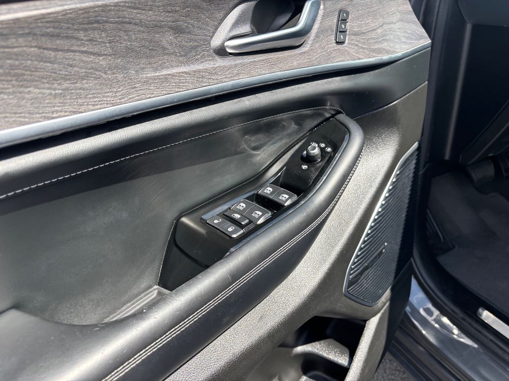 Used Car 2022 Jeep Grand Cherokee L  Overland For Sale Under $35,000 In Austin, Texas