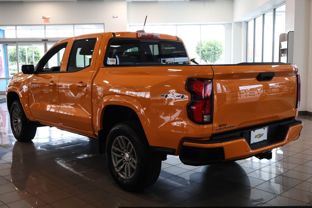 2025 Chevrolet Colorado LT 11