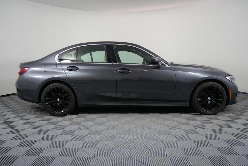 2022 BMW 3 Series 330i xDrive 2