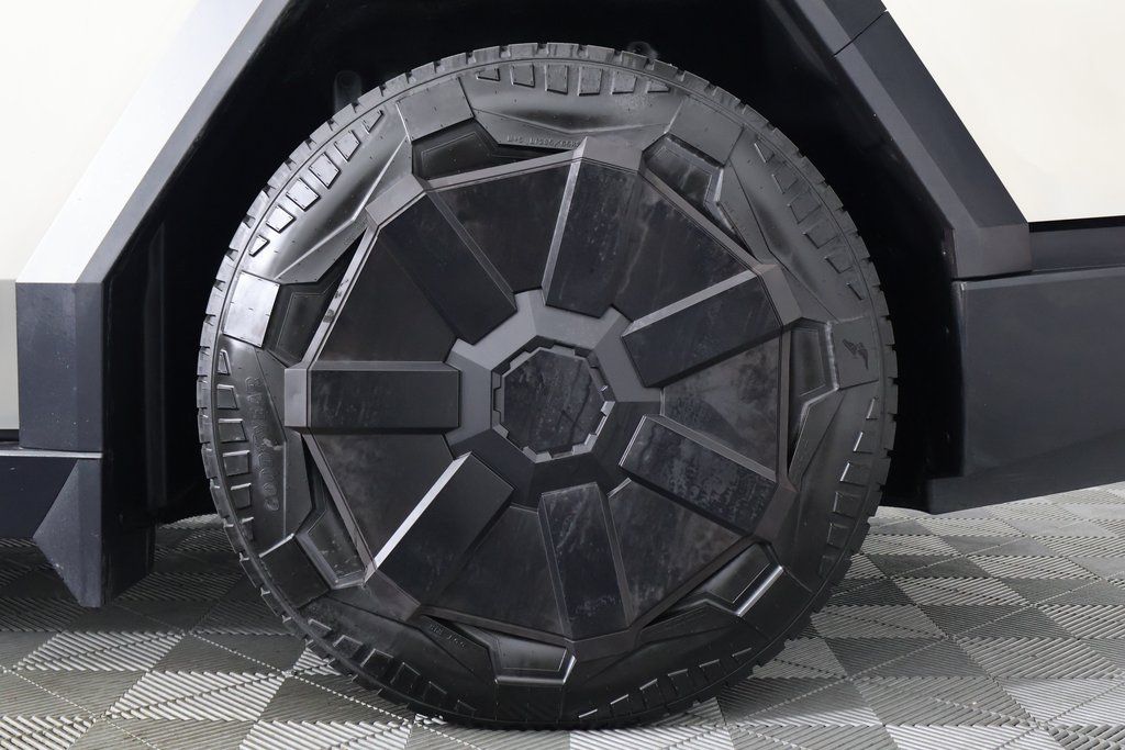 Thumbnail: 2024 Tesla Cybertruck - 16