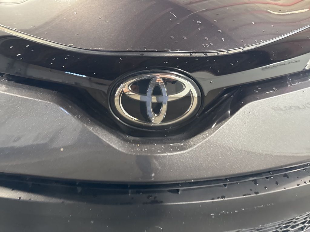 Used Car 2021 Toyota C-hr  Le For Sale Under $25,000 In San Juan, Puerto Rico