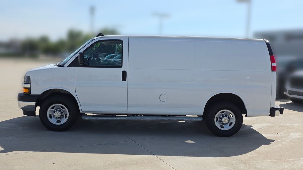 Used 2024 Chevrolet Express Cargo Work Van with VIN 1GCWGAFP7R1270267 for sale in Kansas City