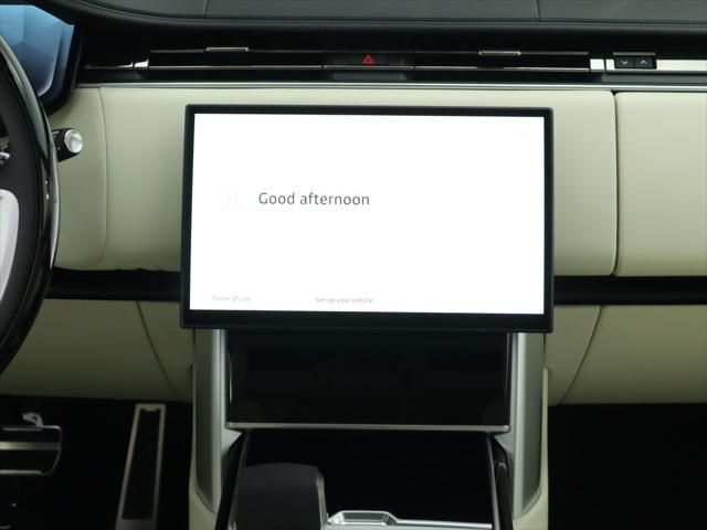 Thumbnail: 2025 Land Rover Range Rover - 15