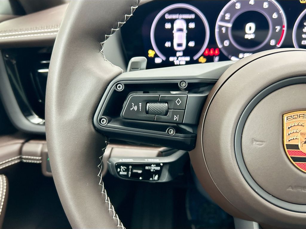 Thumbnail: 2026 Porsche Panamera - 14