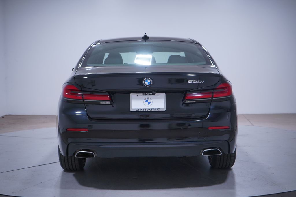 Thumbnail: 2022 BMW 5 Series - 5