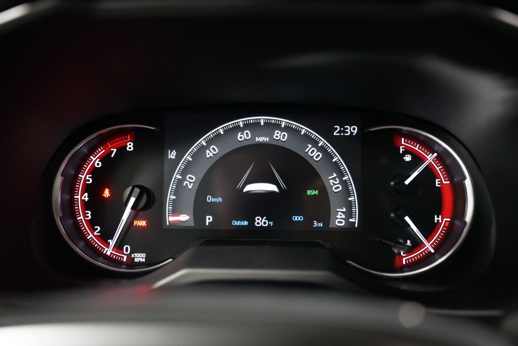 2025 Toyota RAV4 XLE Premium 15