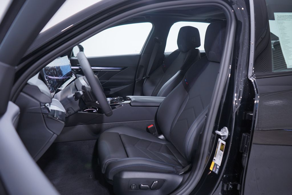 2025 BMW i5 eDrive40 7
