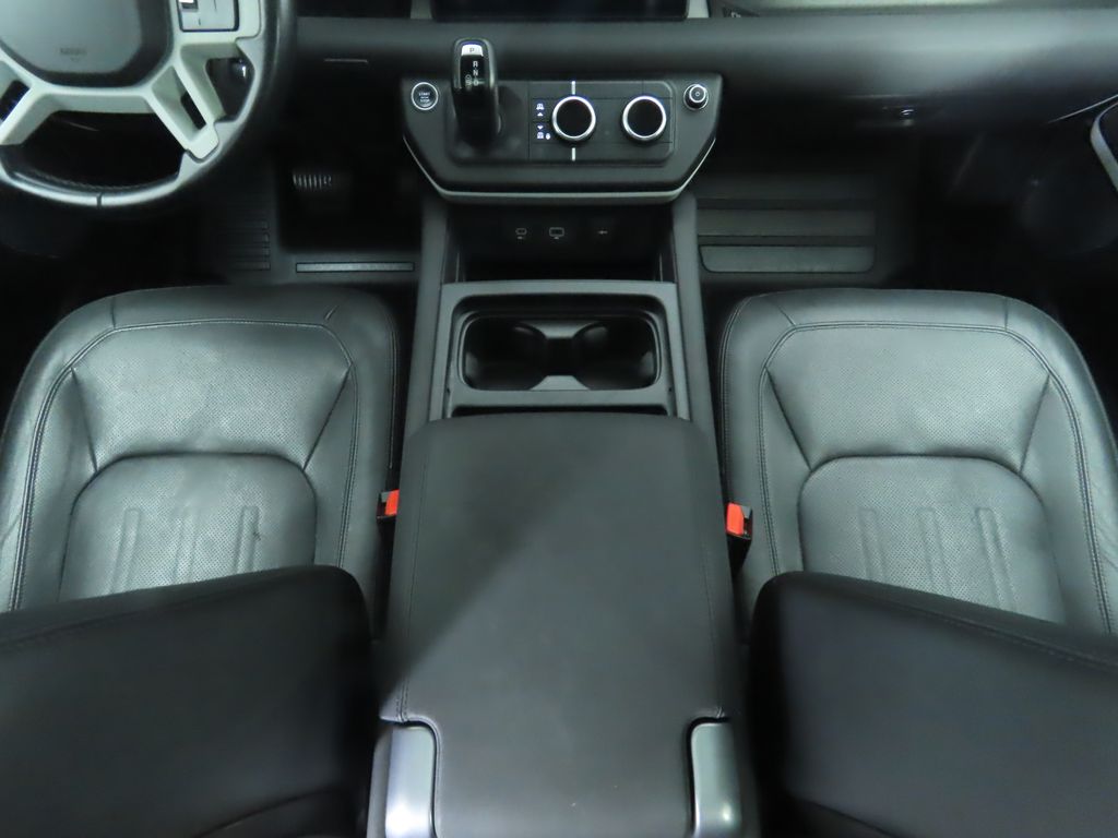 Thumbnail: 2022 Land Rover Defender - 16