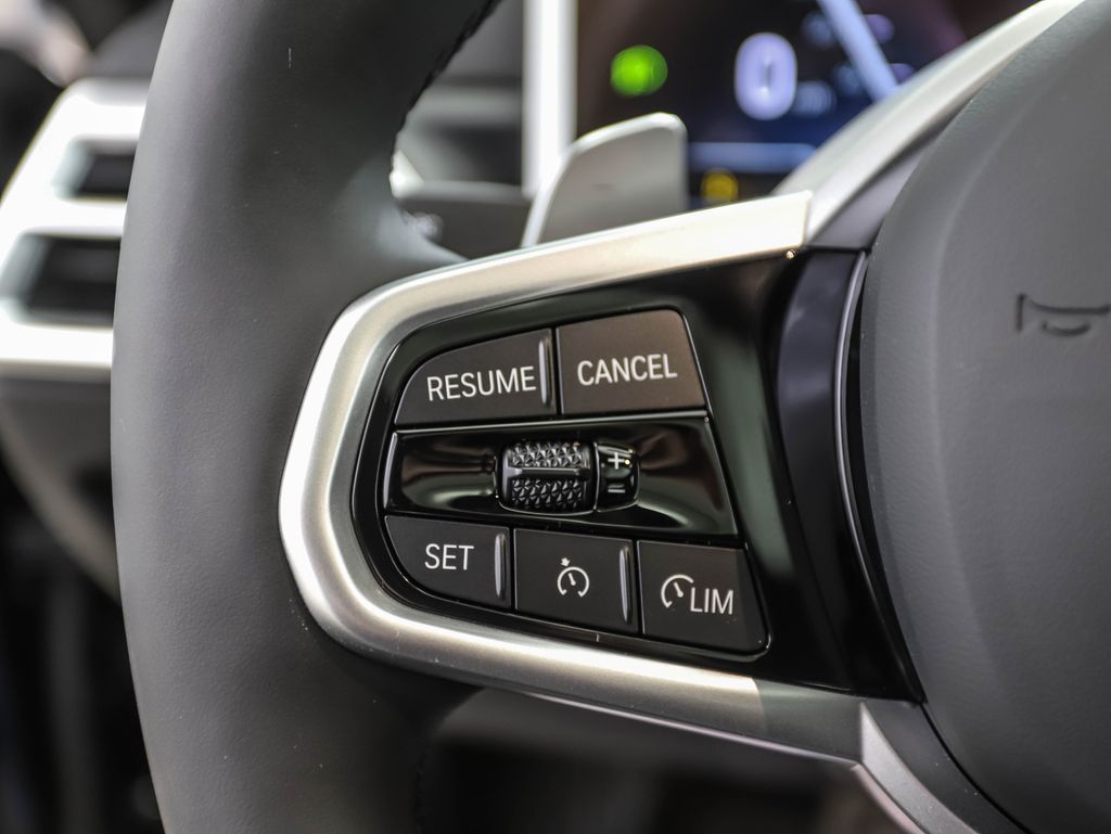 Thumbnail: 2025 BMW 4 Series - 12