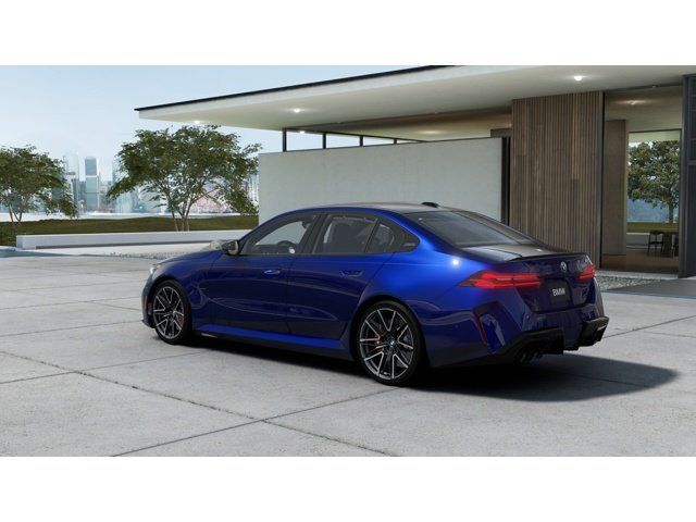 Thumbnail: 2026 BMW M5 - 2