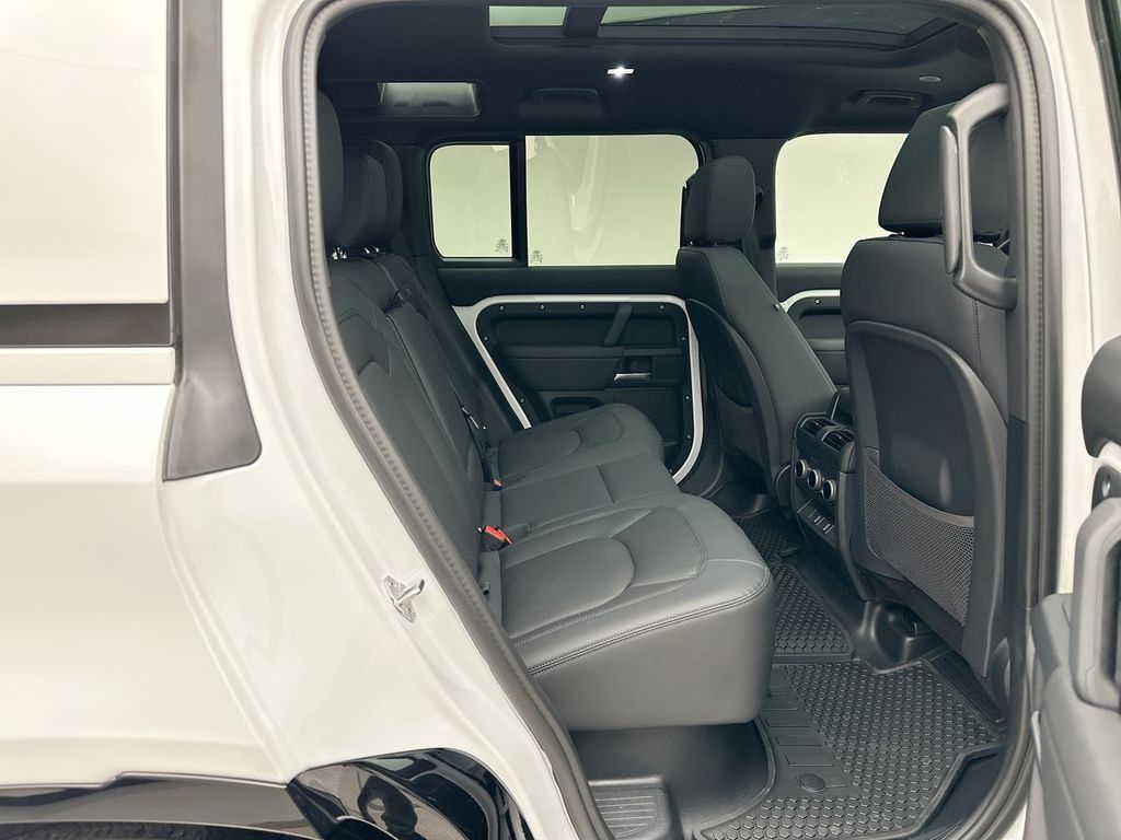 Thumbnail: 2026 Land Rover Defender - 15