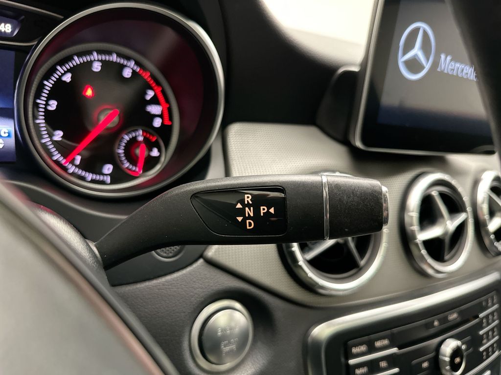 2019 Mercedes-Benz CLA 250 10