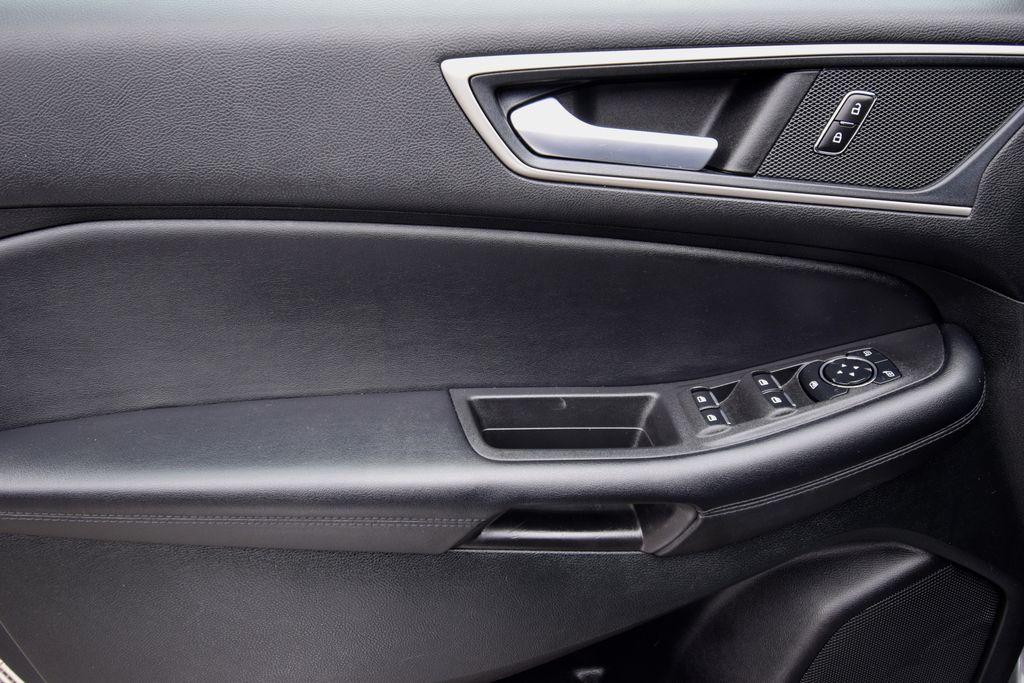 used 2023 Ford Edge car, priced at $20,095