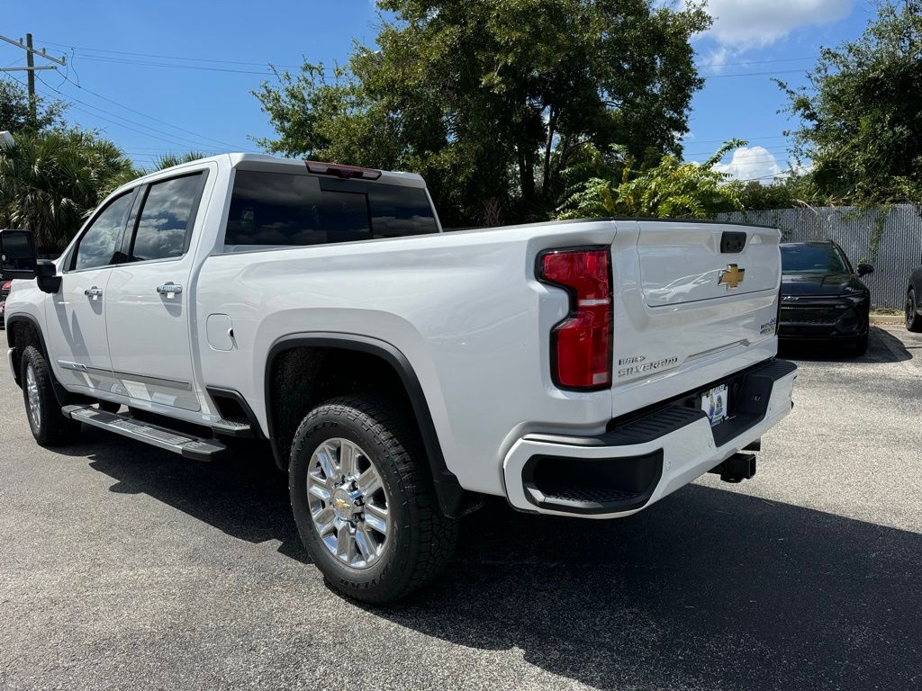 2025 Chevrolet Silverado 2500HD High Country 6