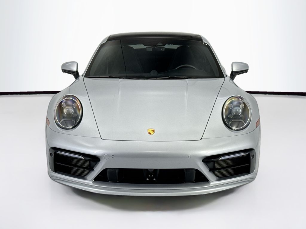 Thumbnail: 2020 Porsche 911 - 10