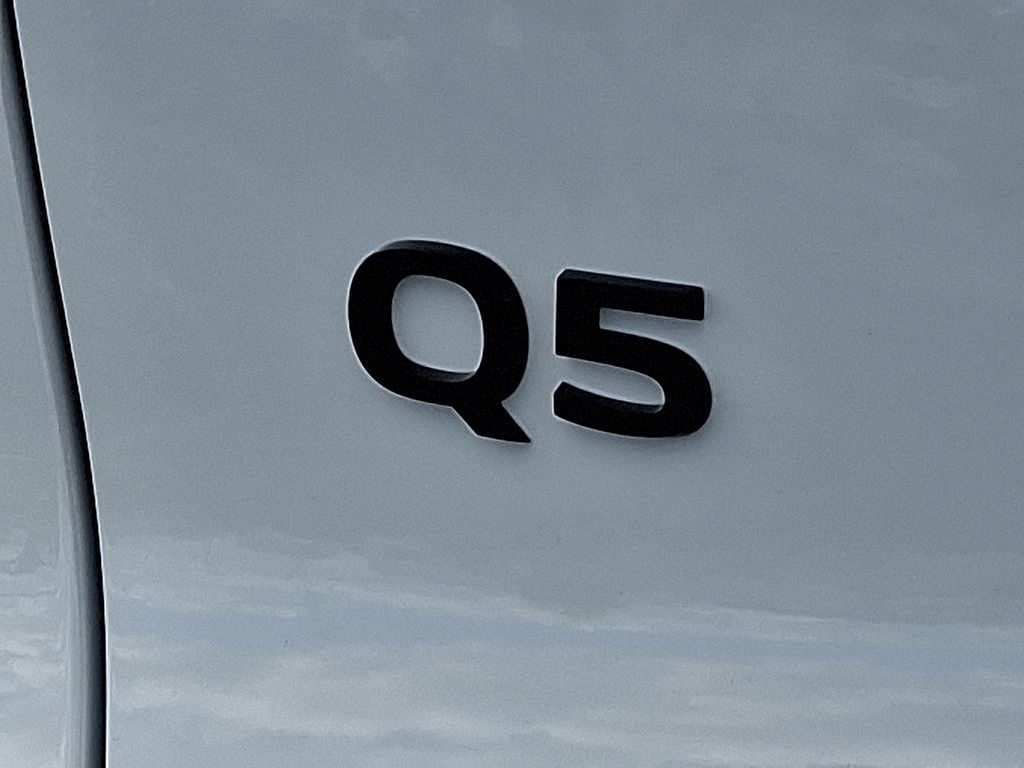 Thumbnail: 2025 Audi Q5 - 11