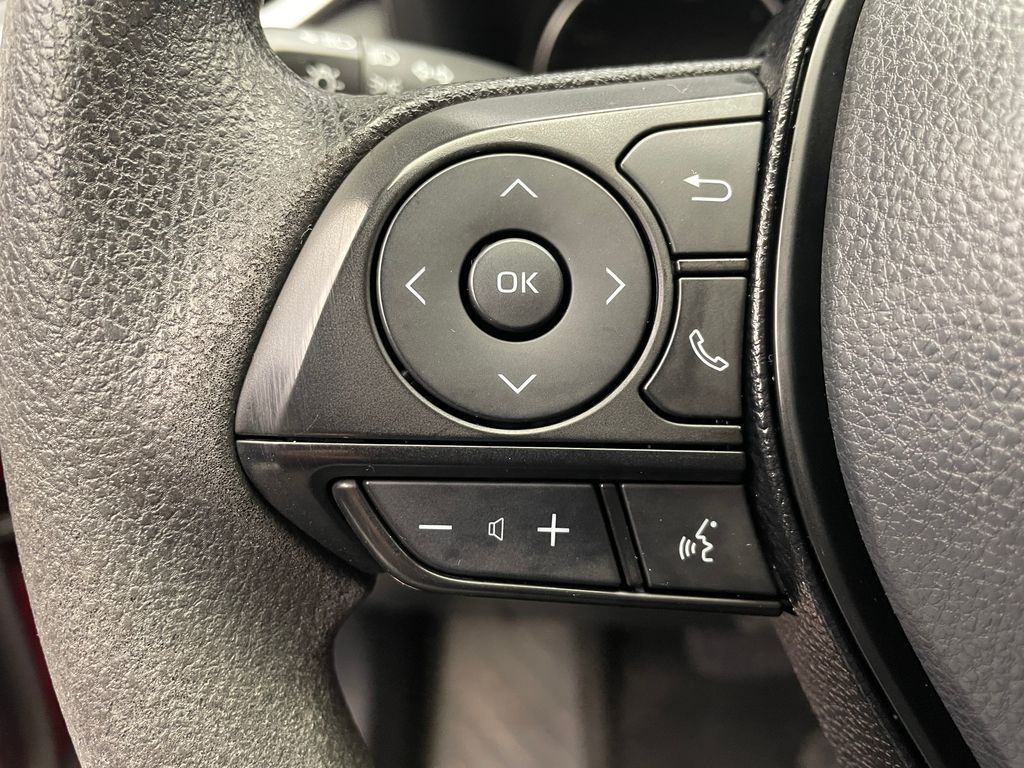 2021 Toyota RAV4 LE 21
