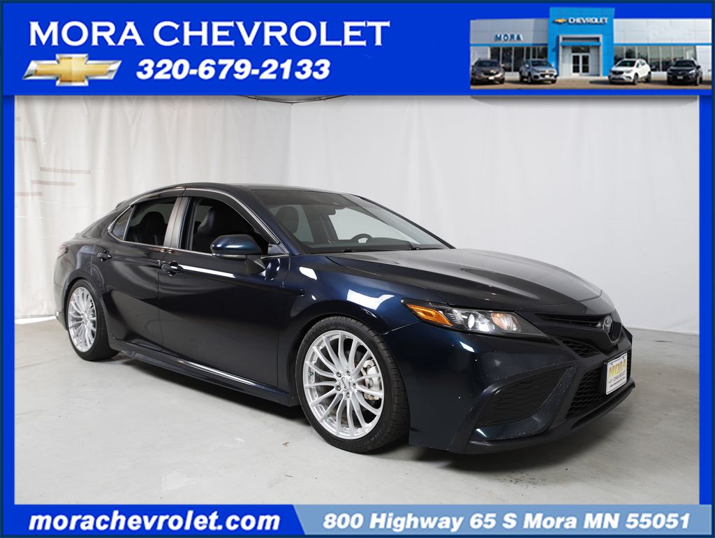 Teal (Aqua) 2021 Toyota Camry Sedan Front-Wheel Drive 8-Speed Automatic