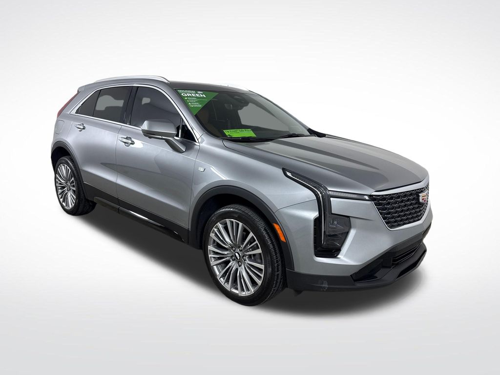  2025 Cadillac XT4 Premium Luxury FWD   