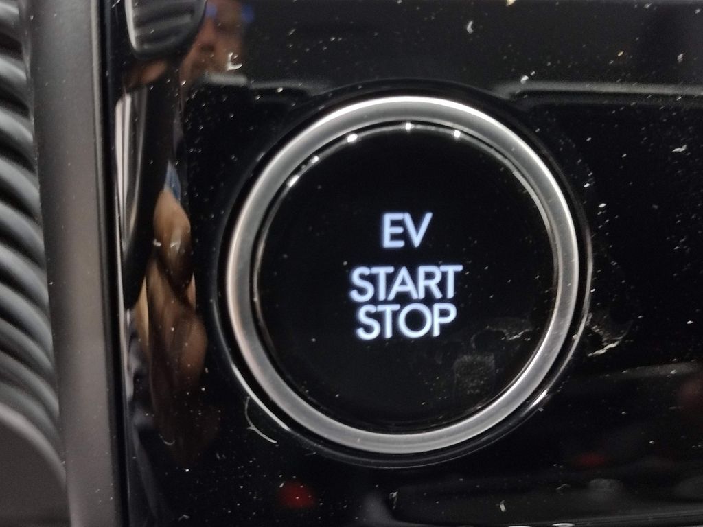 2025 Hyundai IONIQ 5 SE