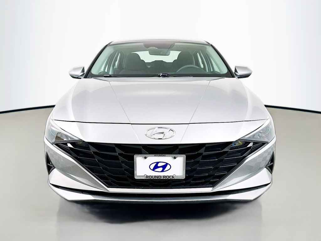 Thumbnail: 2022 Hyundai Elantra - 2
