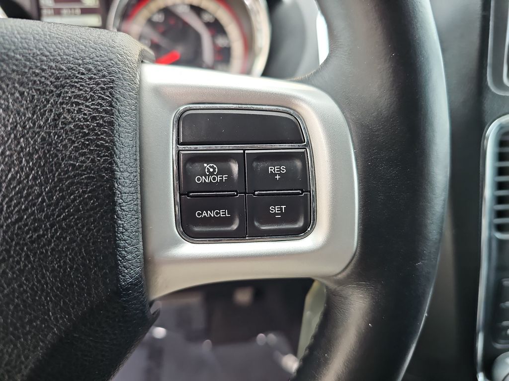 Used 2017 Dodge Grand Caravan Van