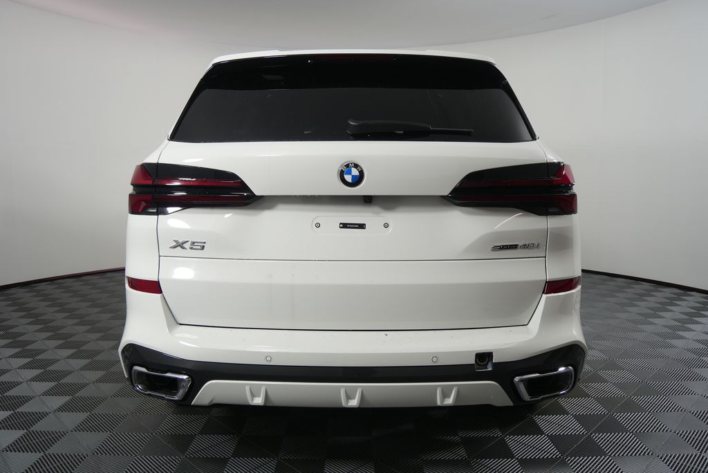 Thumbnail: 2026 BMW X5 - 4