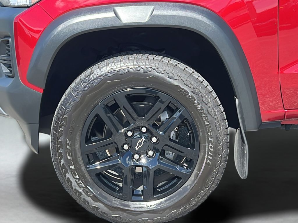 Used 2025 Red Chevrolet Trail Boss image 12