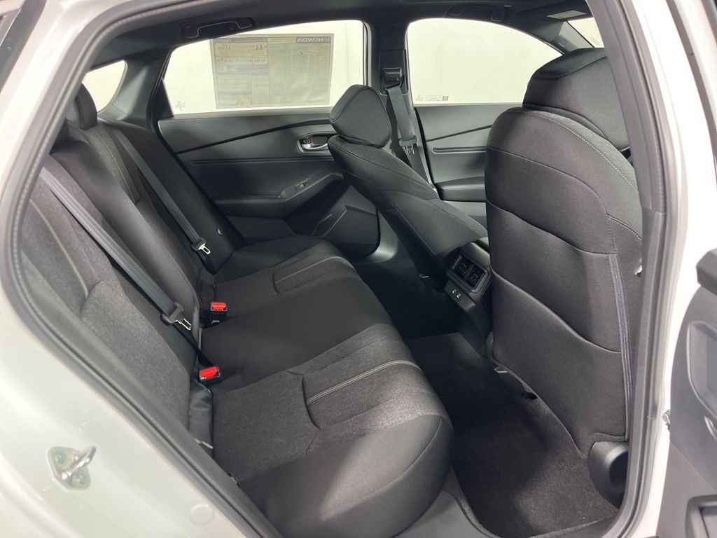 2025 Honda Accord Sport 8