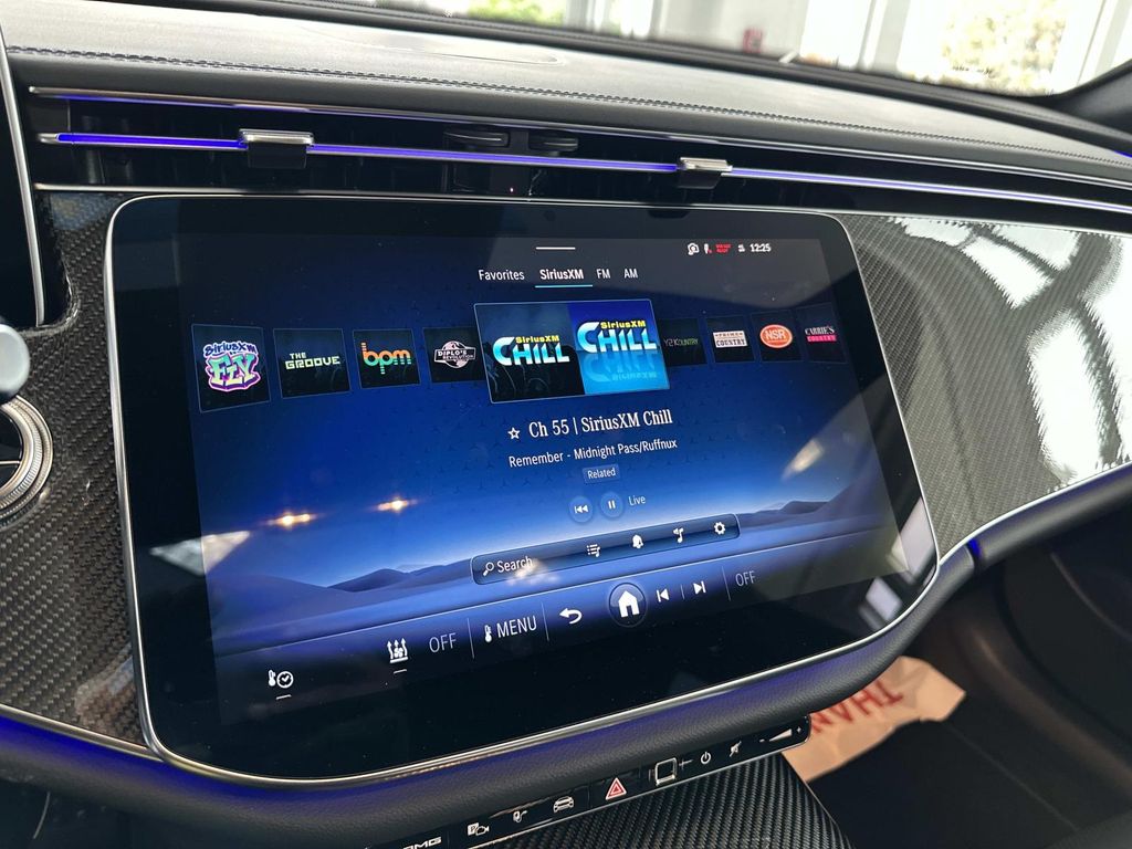 Thumbnail: 2026 Mercedes-Benz E-Class - 10