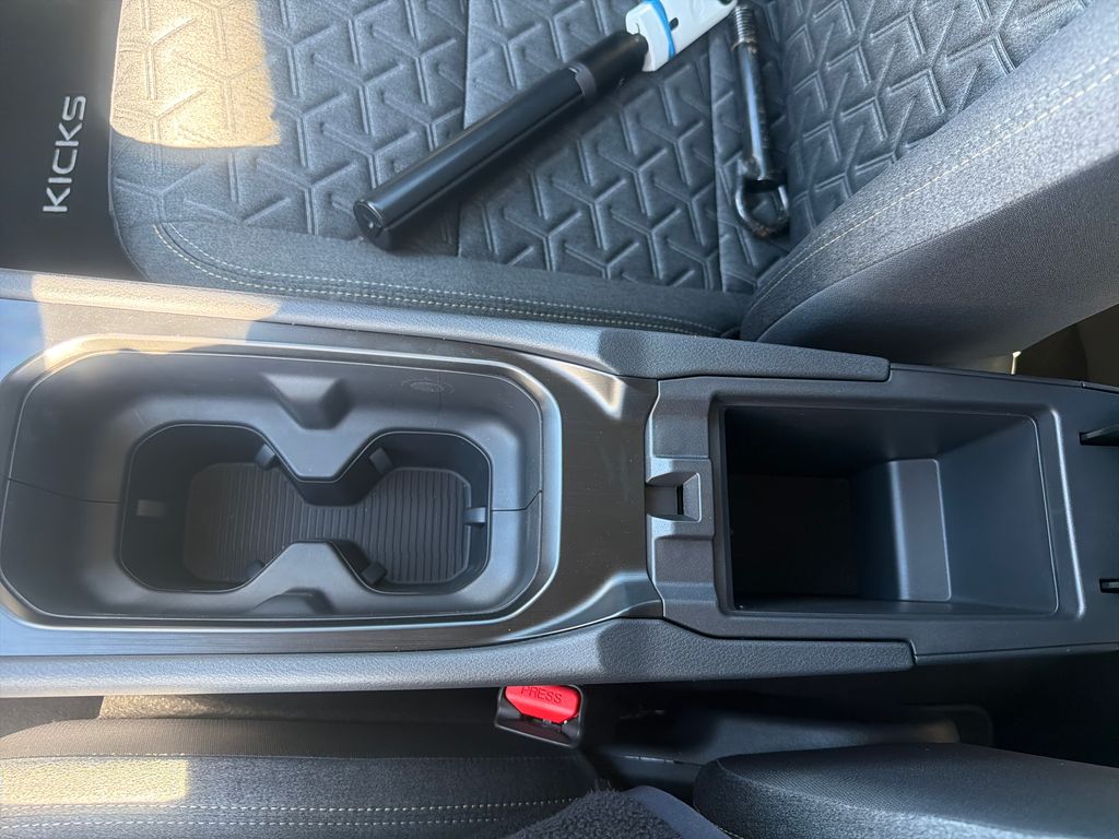 New 2026 Nissan Kicks SV 4D Sport Utility