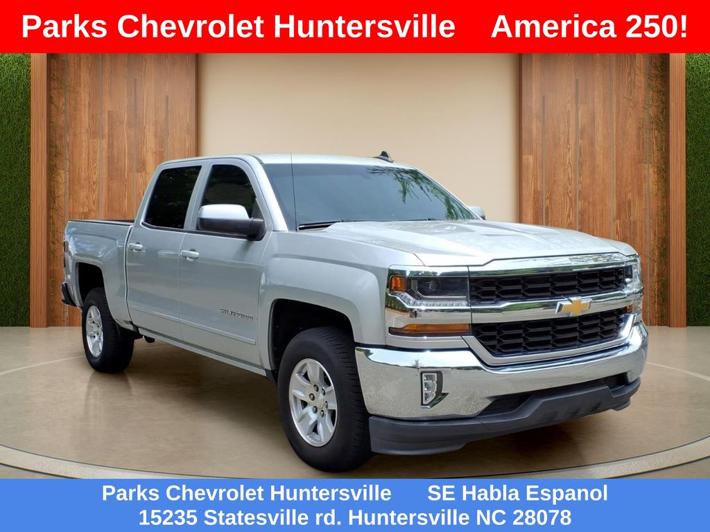 Silver Ice Metallic 2018 Chevrolet Silverado 1500 Pickup Truck 4X2 6-Speed Automatic Overdrive