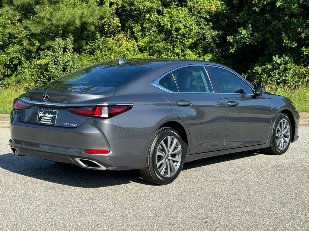 2020 Lexus ES 350 13