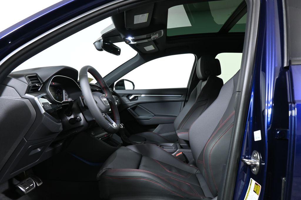 Thumbnail: 2025 Audi Q3 - 3