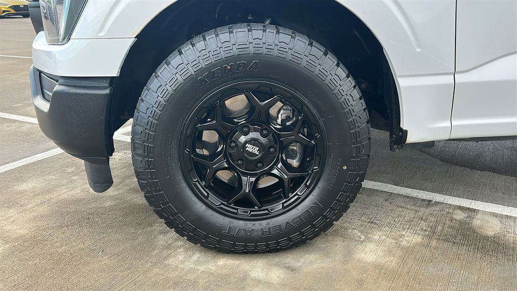 2023 Ford F-150 XL - 6